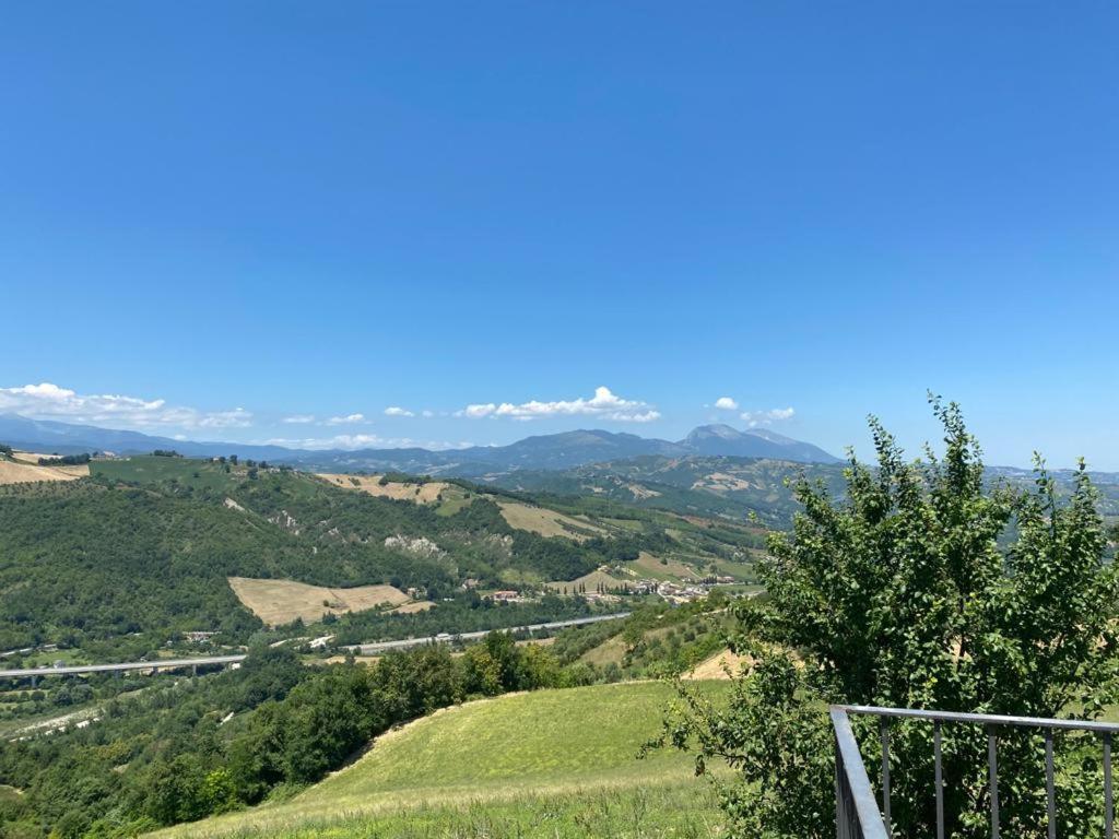 Agriturismo Flara Basciano Exteriér fotografie